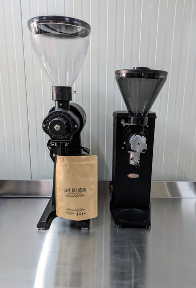 Mahlkönig EK43 & Santos NO4 v Café du Jour